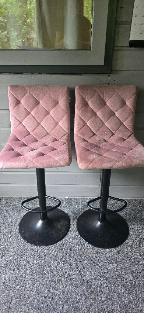 Barkrukken roze, Huis en Inrichting, Barkrukken, Ophalen, Zo goed als nieuw, 90 cm of meer, 2 krukken