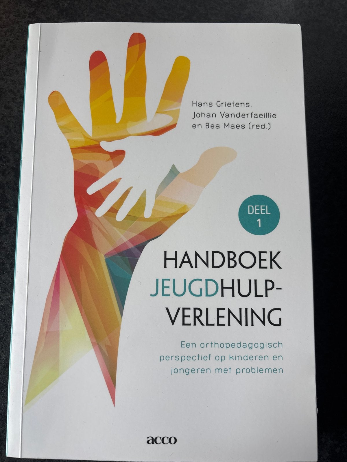 1 Een orthopedagogisch perspectief op kinderen en jongeren m, Boeken, Ophalen of Verzenden, Zo goed als nieuw, Sociale wetenschap