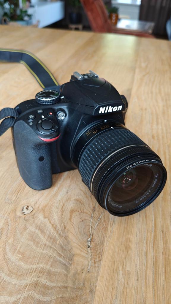 Nikon D3400 Spiegelreflexcamera met 18-55mm lens, Spiegelreflex, Ophalen of Verzenden, Zo goed als nieuw, 4 t/m 7 keer