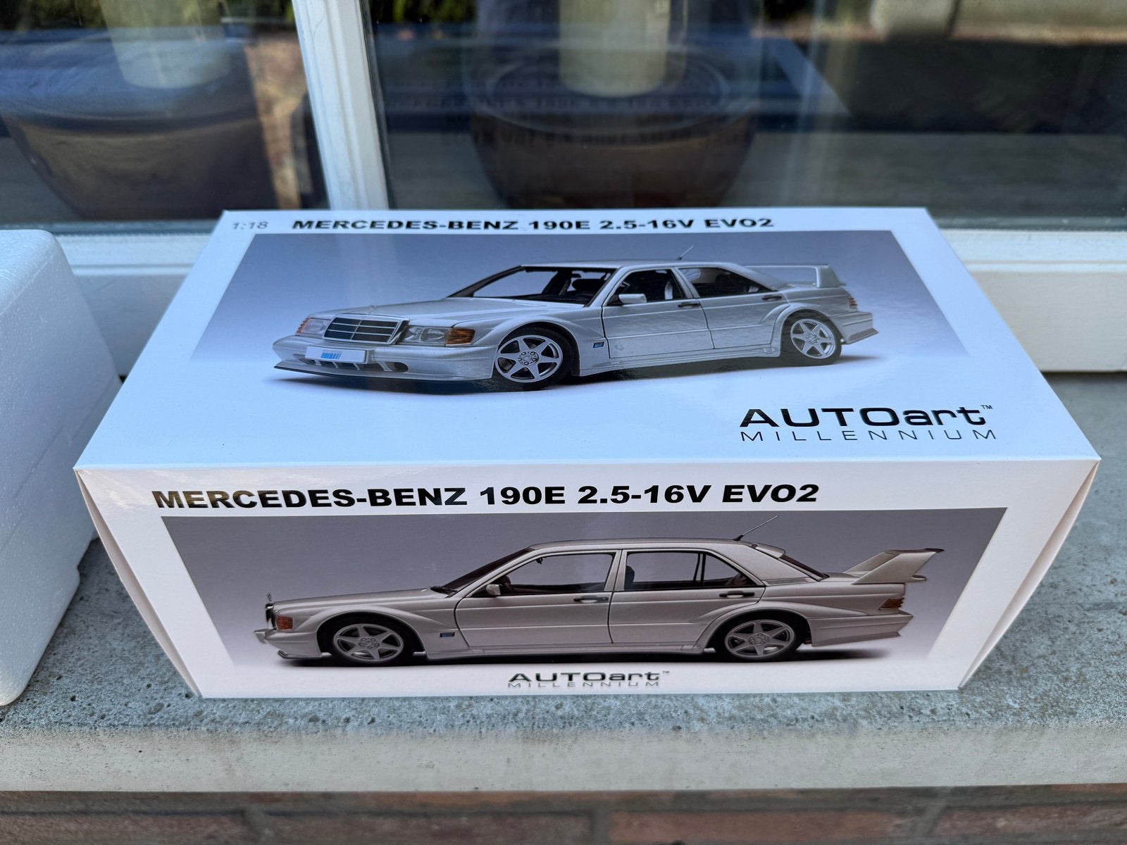 1:18 Mercedes 190E 2.5-16V Evo 2 Astral Silver Autoart 76133, Hobby en Vrije tijd, Modelauto's | 1:18, Auto, Autoart, Nieuw, Ophalen of Verzenden
