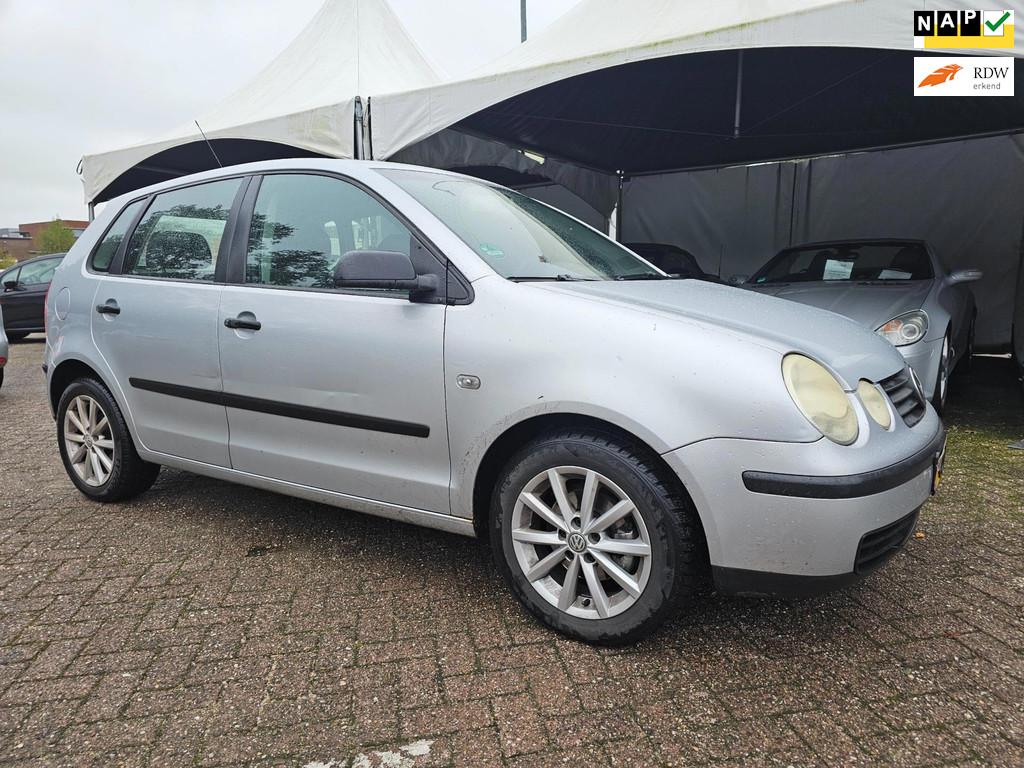 Volkswagen Polo 1.4-16V (loop sloop cross export), Voorwielaandrijving, 15 km/l, 4 cilinders, Cruise Control