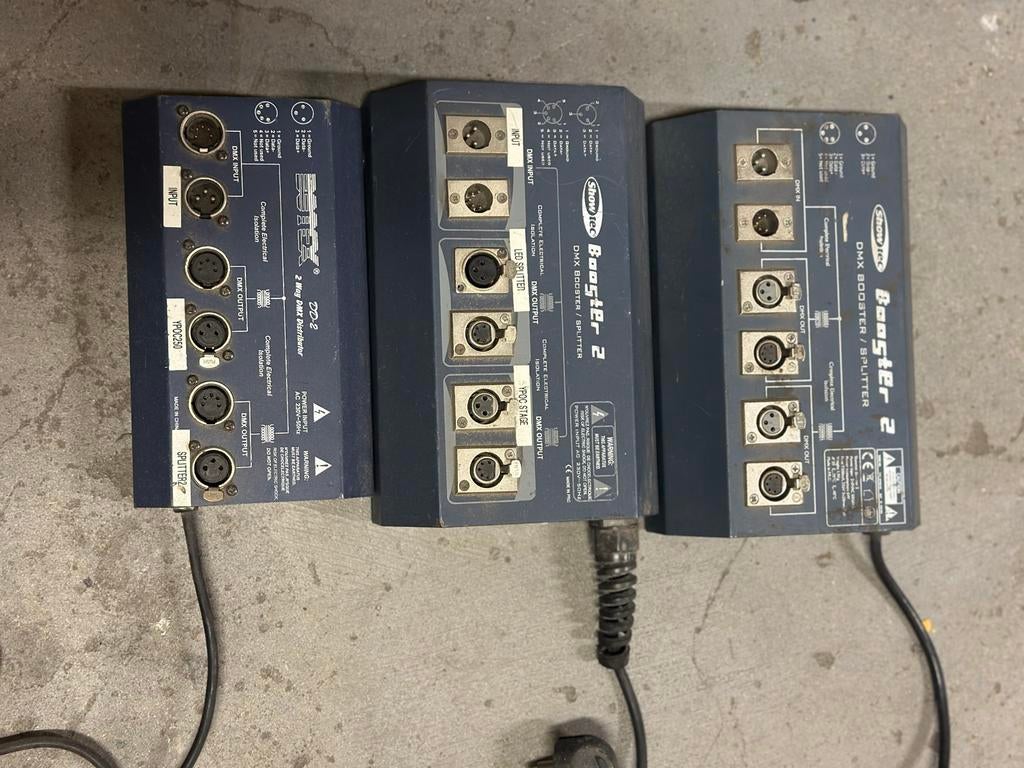 3 stuks dmx splitter /booster, Gebruikt, Ophalen of Verzenden