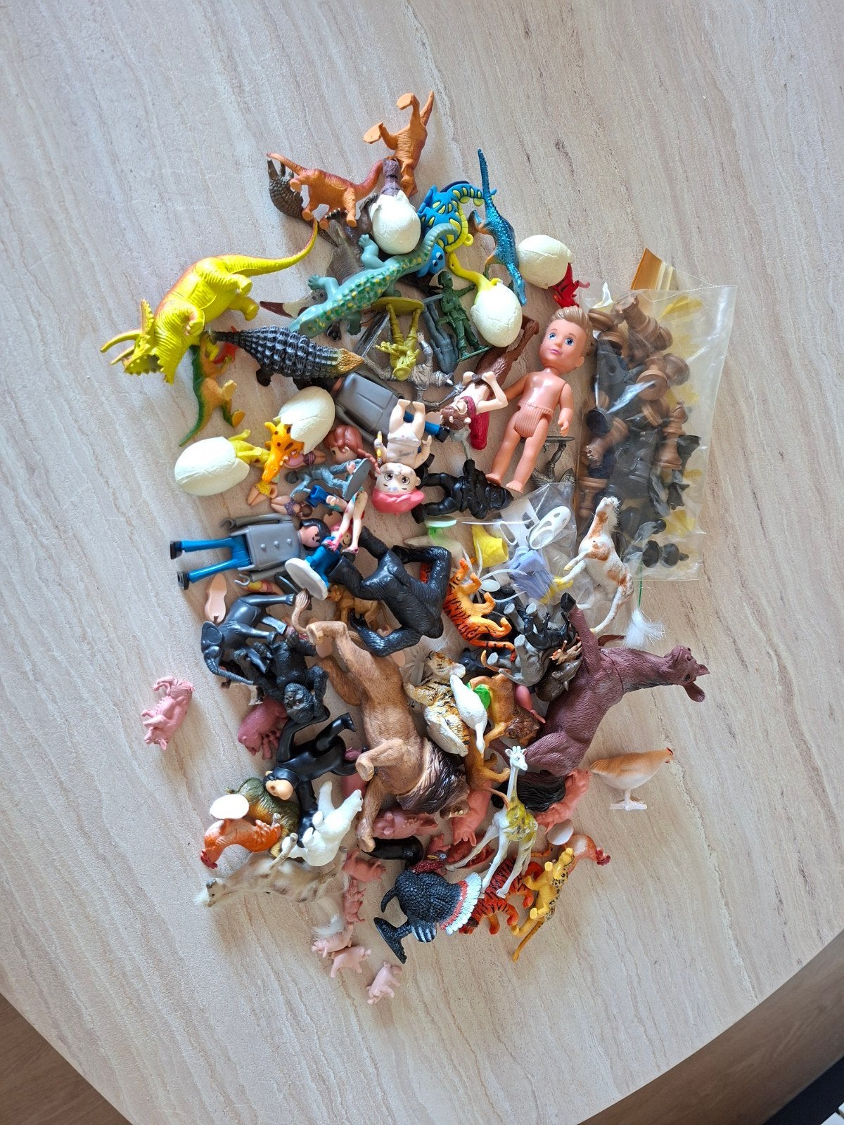 Boerderijdieren, wilde dieren en miniaturen., Verzenden