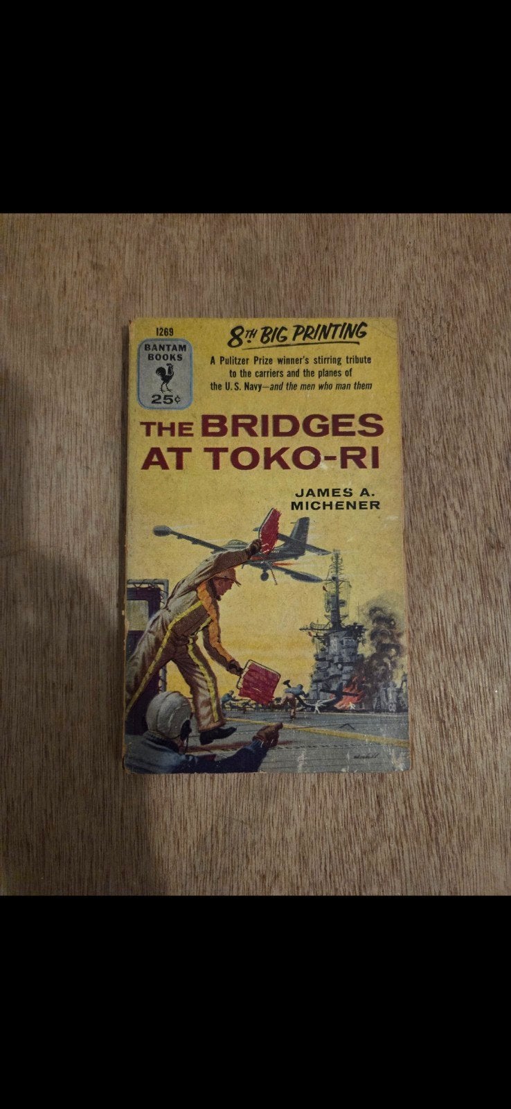 James A. Michener - The Bridges At Toko Ri, Boeken, Ophalen of Verzenden, Gelezen, James A. Michener