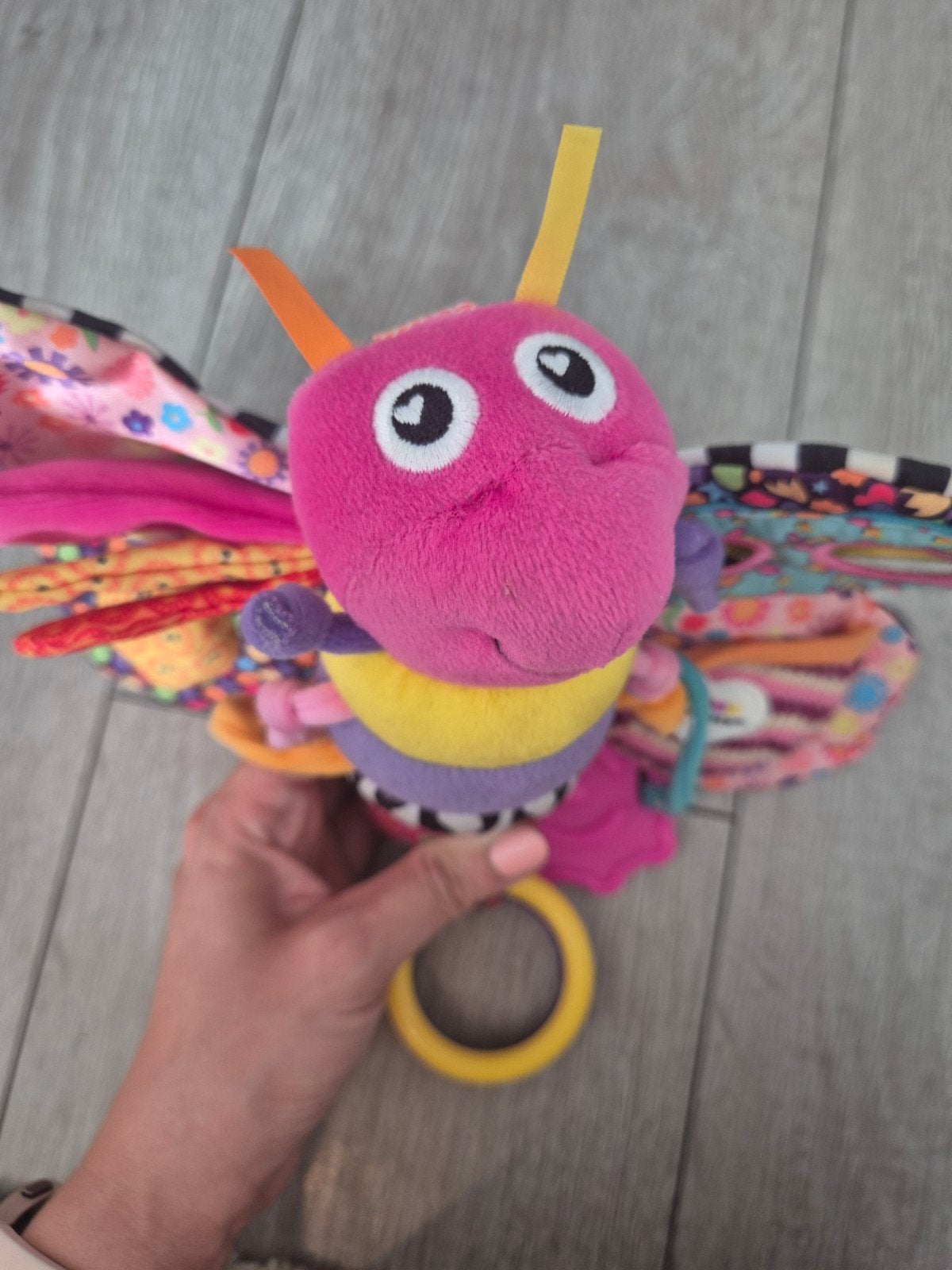 Lamaze Vlinder Speeltje - Kleurrijk en Interactief, Ophalen of Verzenden, Zo goed als nieuw, Rammelaar, Met geluid
