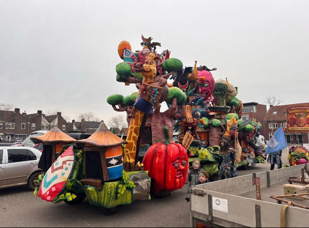 Wagen carnaval, Ophalen, Nieuw