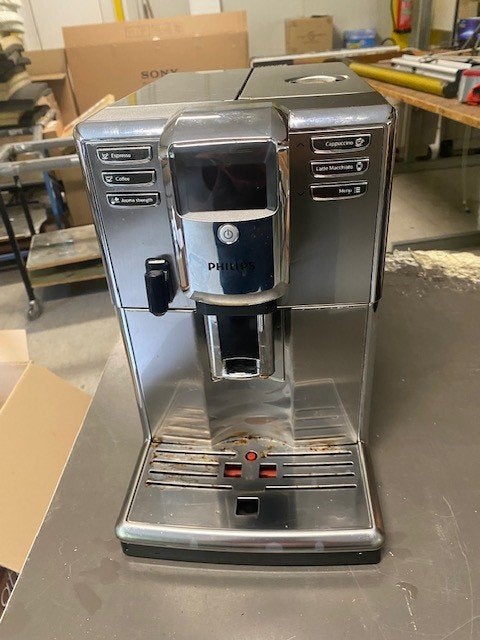 PHILIPS KOFFIE MACHINE, Ophalen, Afneembaar waterreservoir, Overige typen, Koffiemachine