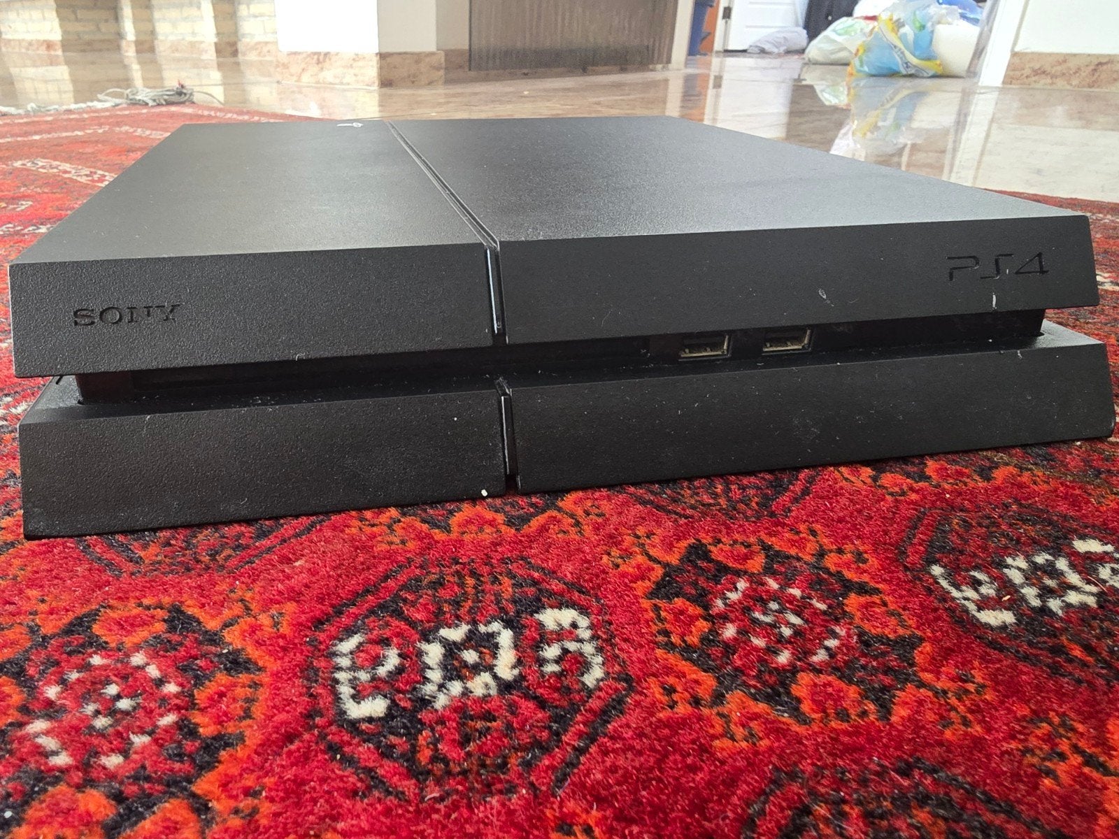 ps4 met 5 spellen, rode controller en de kabel, Ophalen, Met games, Zo goed als nieuw, 1 TB