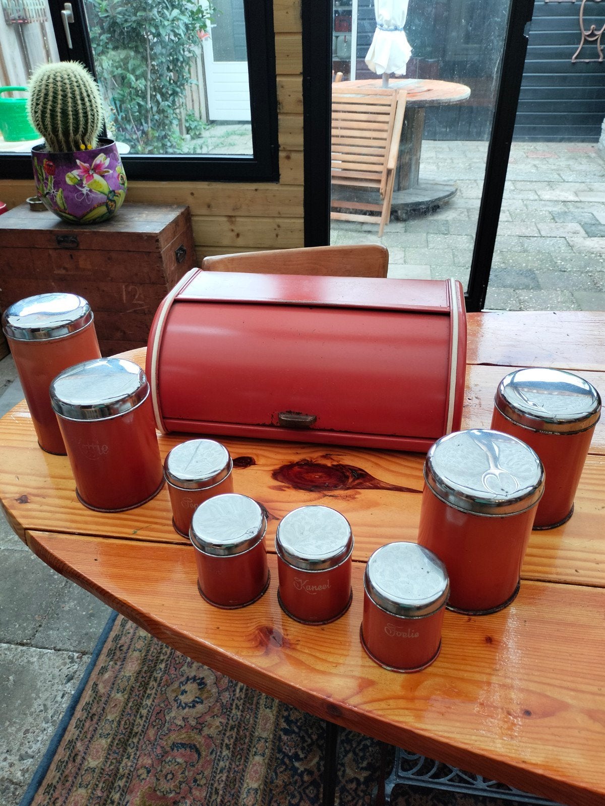 Vintage broodtrommel en voorraadpotten, Ophalen
