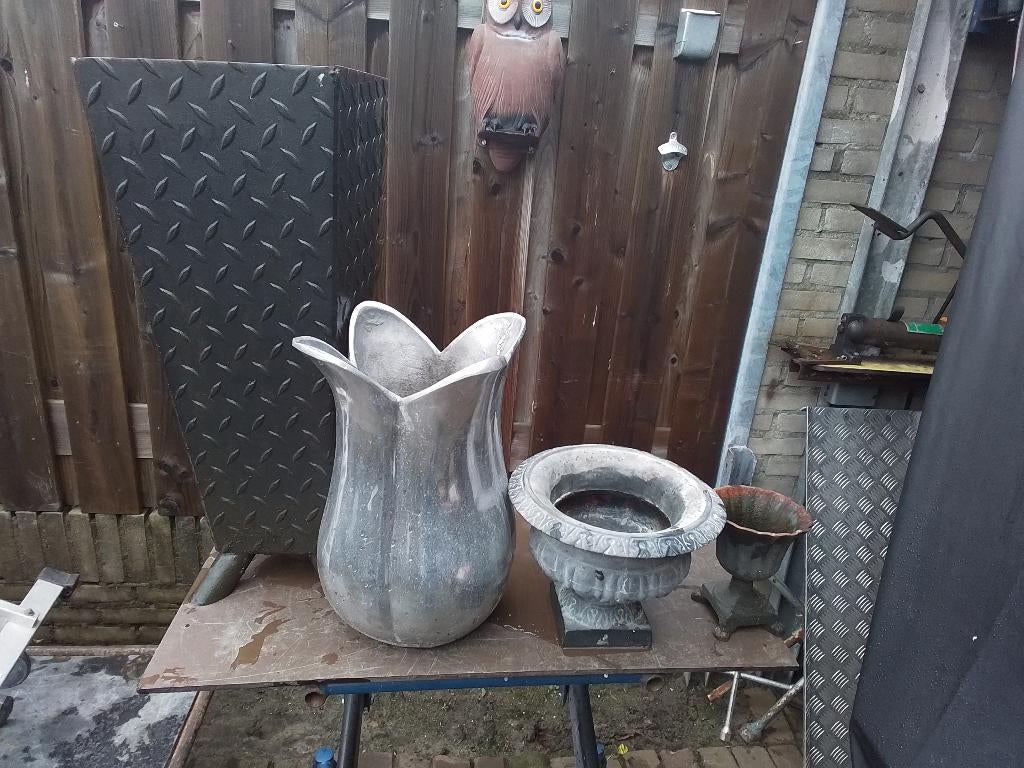 Bloempotten 4 bloembakken, Tuin en Terras, Bloempotten, Rond, Ophalen of Verzenden, Zo goed als nieuw, Aardewerk