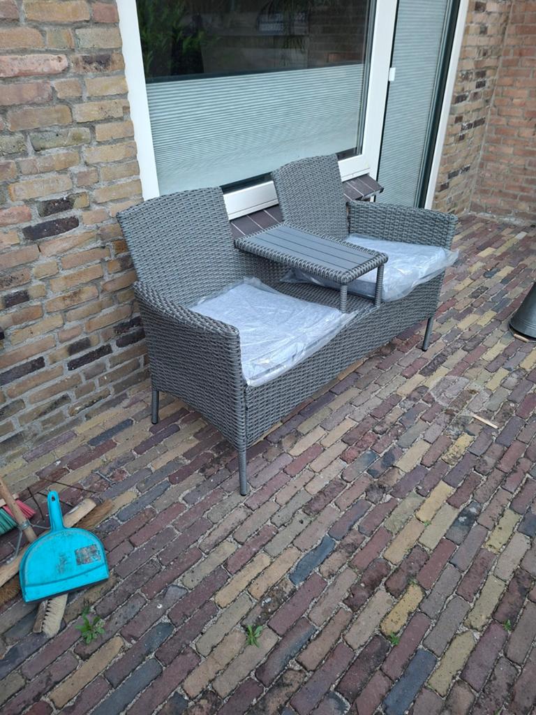 Leuke 2-zits bankje, zo goed als nieuw, wegens verhuizing, Tuin en Terras, Tuinbanken, Ophalen of Verzenden, Zo goed als nieuw