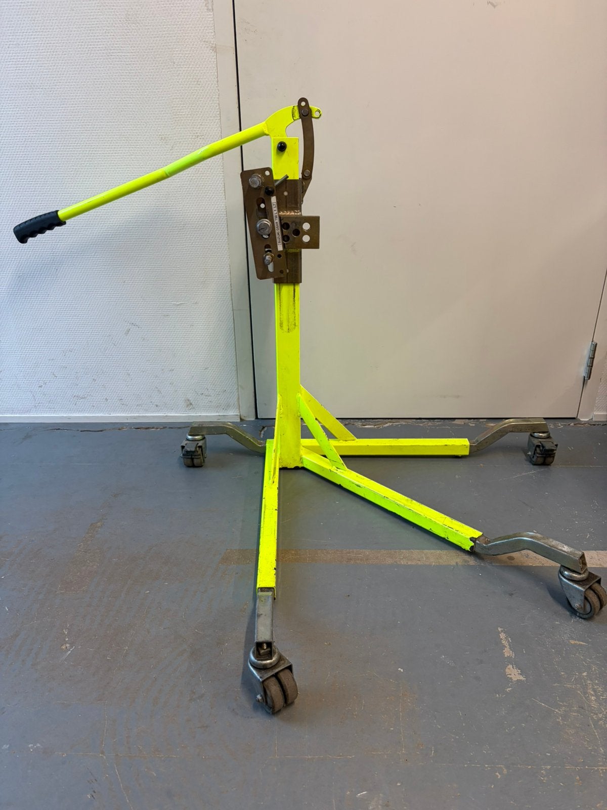 Bursig motorlift, Ophalen