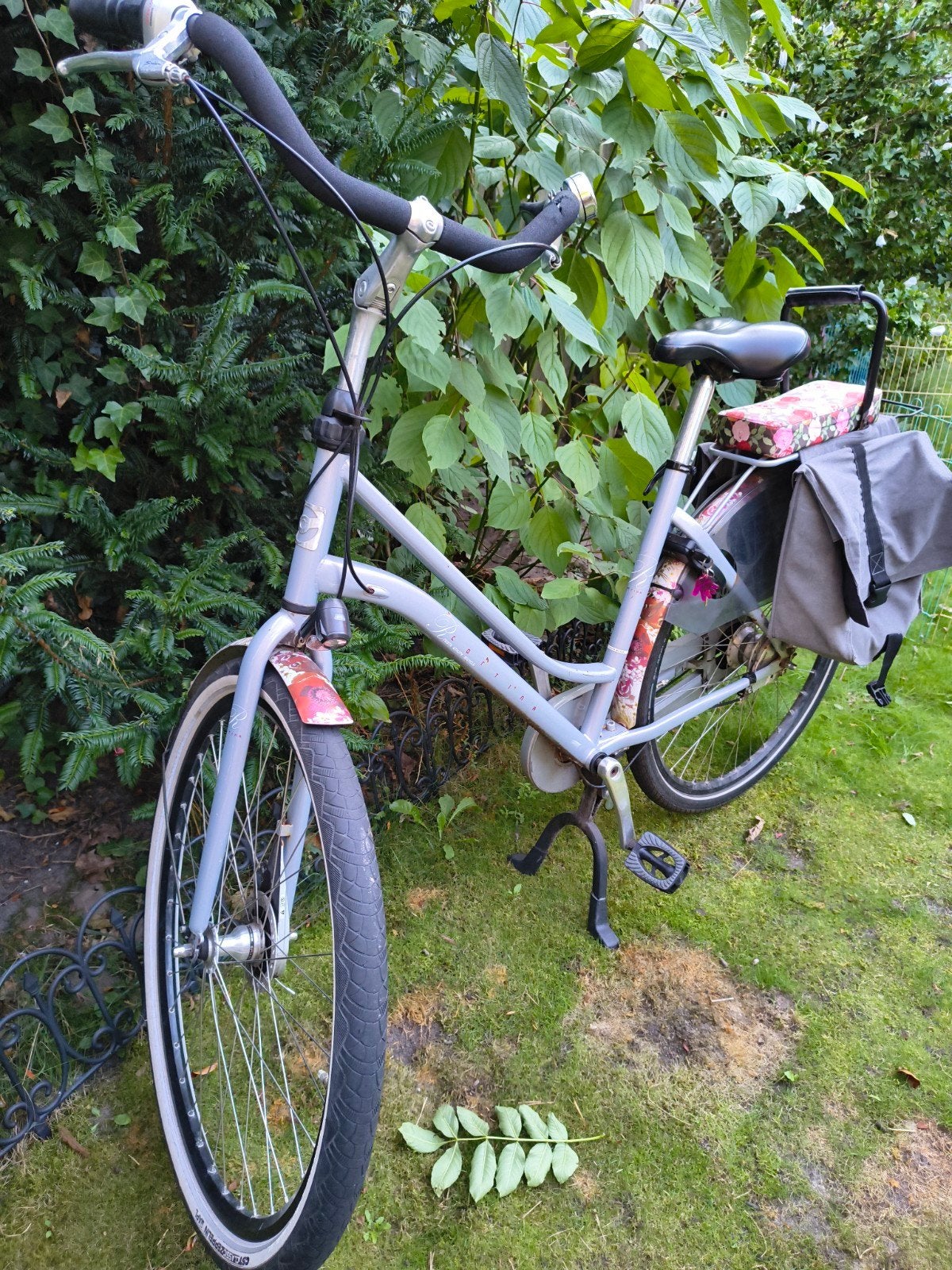 Cortina moederfiets met gave gebloemde spatborden, Gebruikt, Velgrem, Versnellingen, 50 tot 53 cm