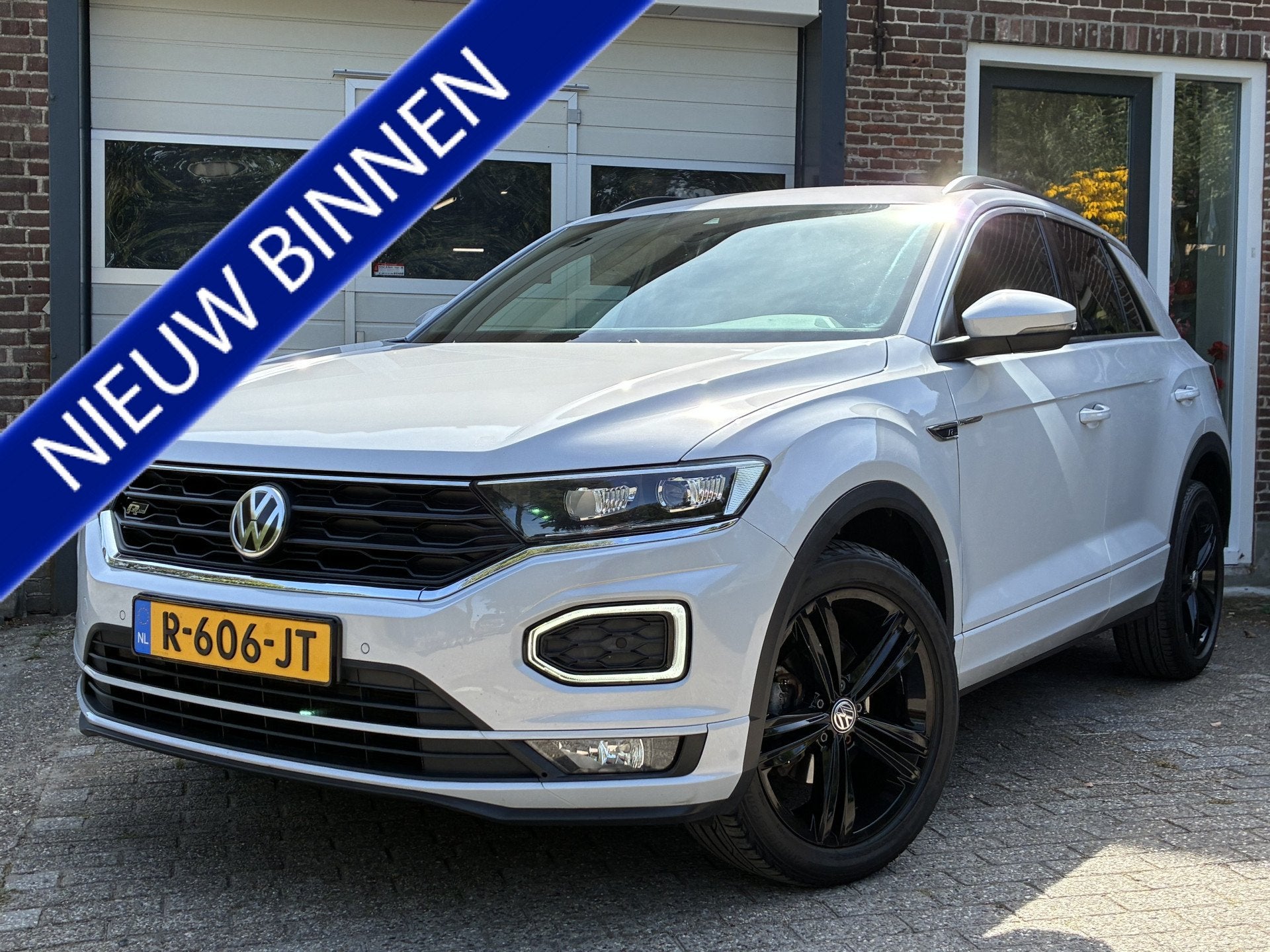 Volkswagen T-Roc 1.0 TSI Sport R-Line'19 Camera Led Carplay, Auto's, Voorwielaandrijving, Automatische klimaatregeling, Gebruikt