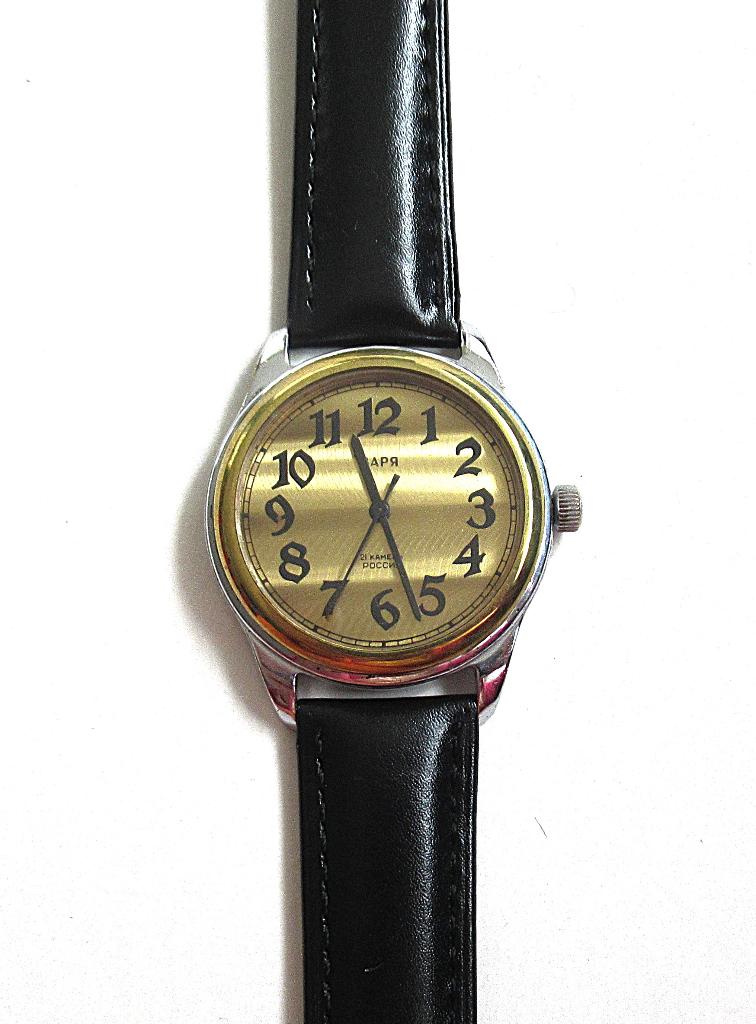 Vintage Soviet Zarja mechanisch herenhorloge van de 90 jaren, Sieraden, Tassen en Uiterlijk, Ophalen of Verzenden, Gebruikt, Leer