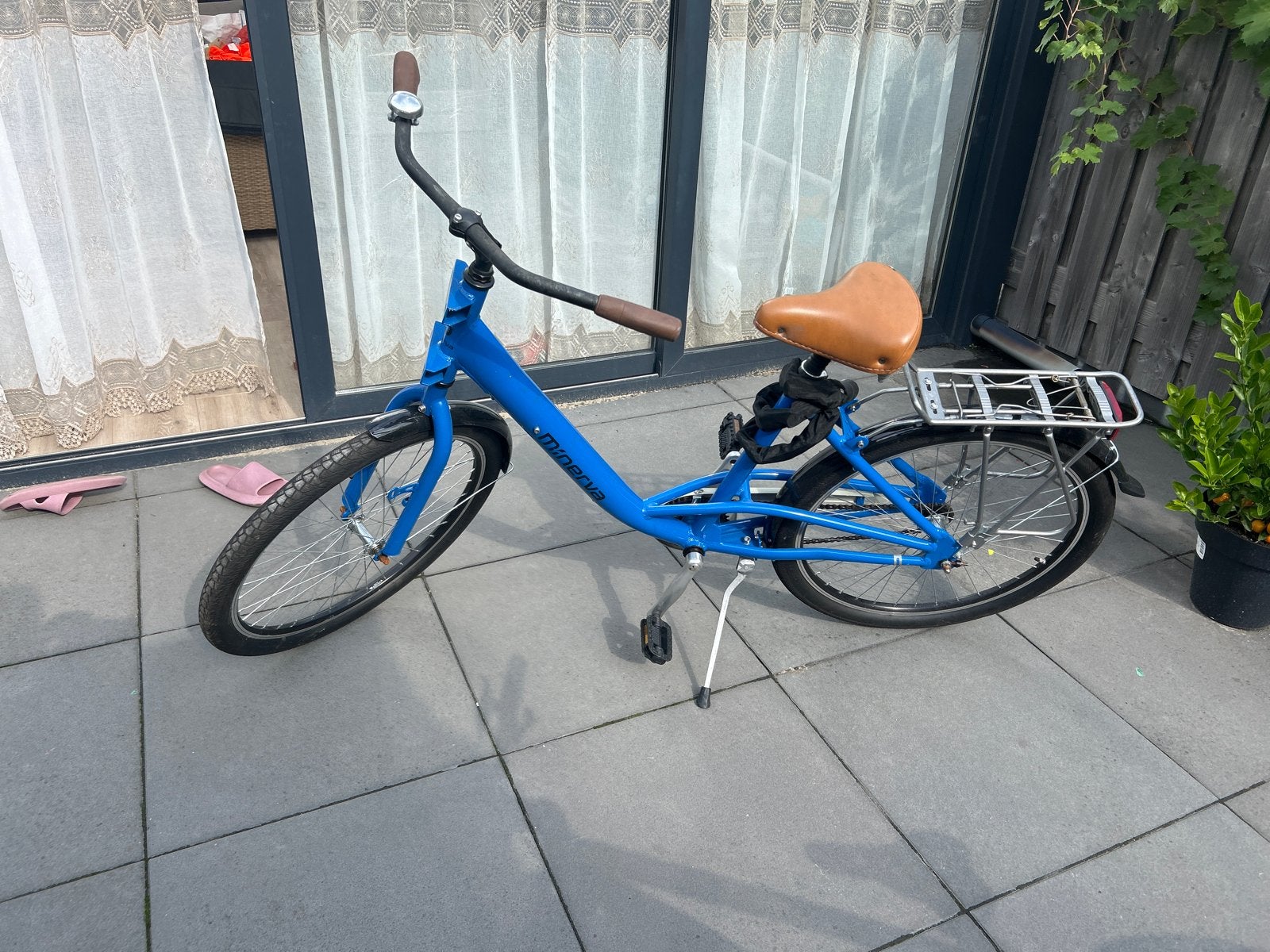 Blauwe Minerva fiets - Zo goed als nieuw, Overige merken, Velgrem, Ophalen of Verzenden, Zo goed als nieuw