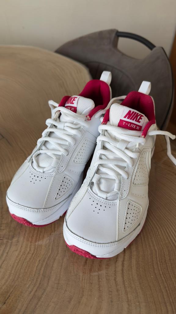 Nike T-Lite XL Dames, Kleding | Dames, Overige kleuren, Nike, Nieuw, Ophalen of Verzenden