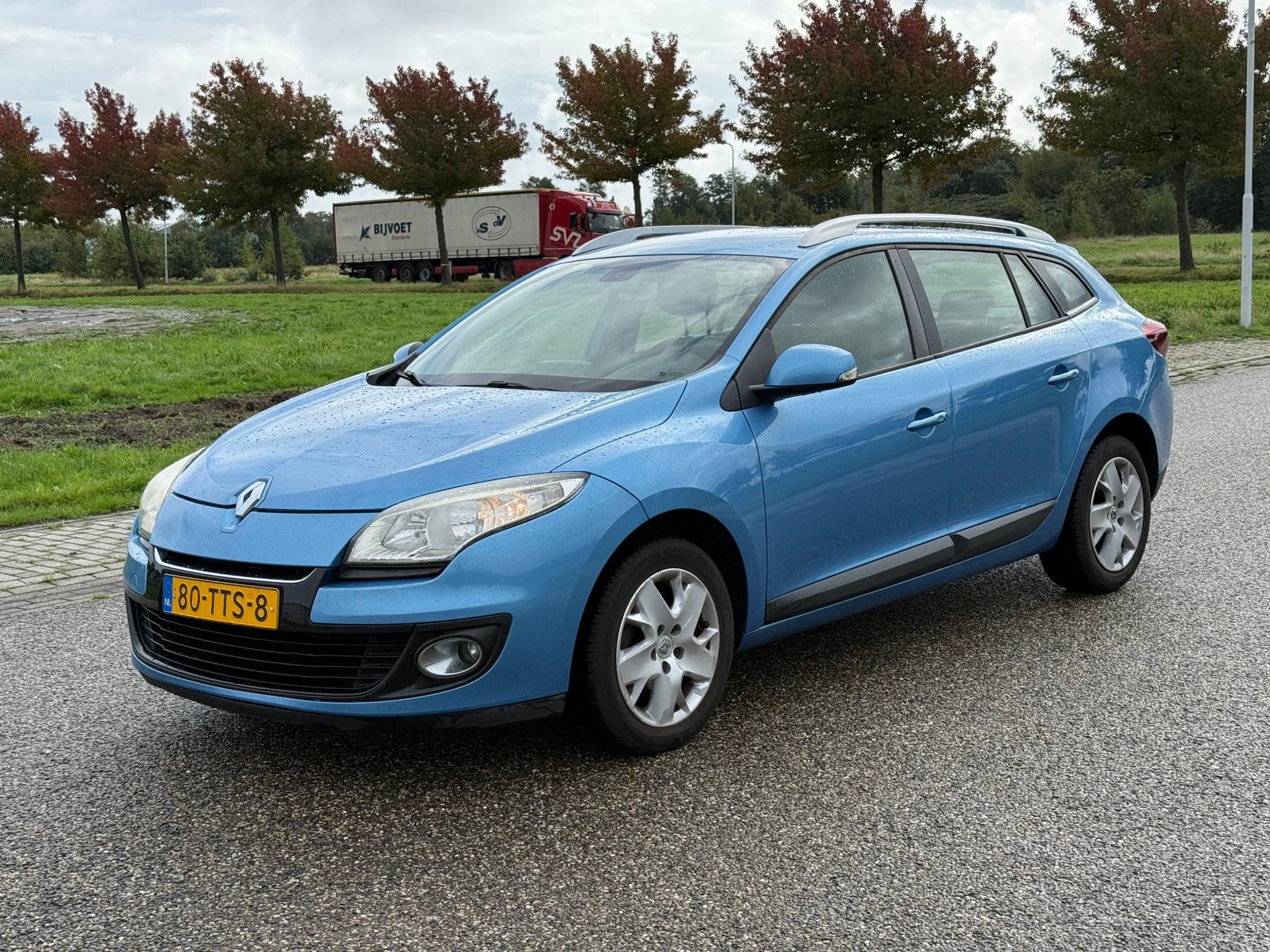 Renault Mégane 1.5 dCi Expression 2012, Auto's, Voorwielaandrijving, 4 cilinders, Origineel Nederlands, 140 €/maand