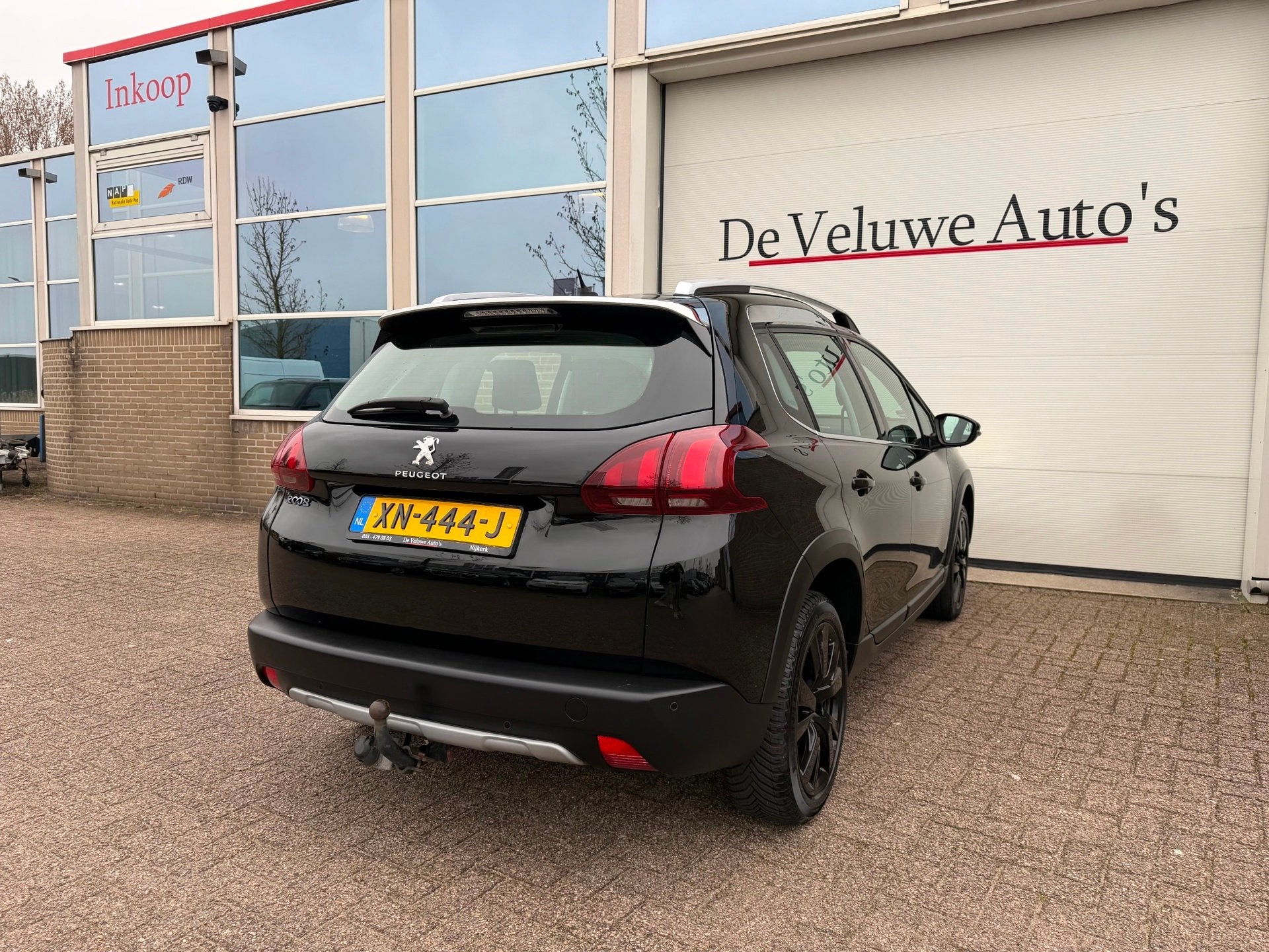 Peugeot 2008 1.2 PureTech Allure|Trekhaak|Automaat|PDC|, Auto's, 1199 cc, Zwart, Bedrijf, 1125 kg