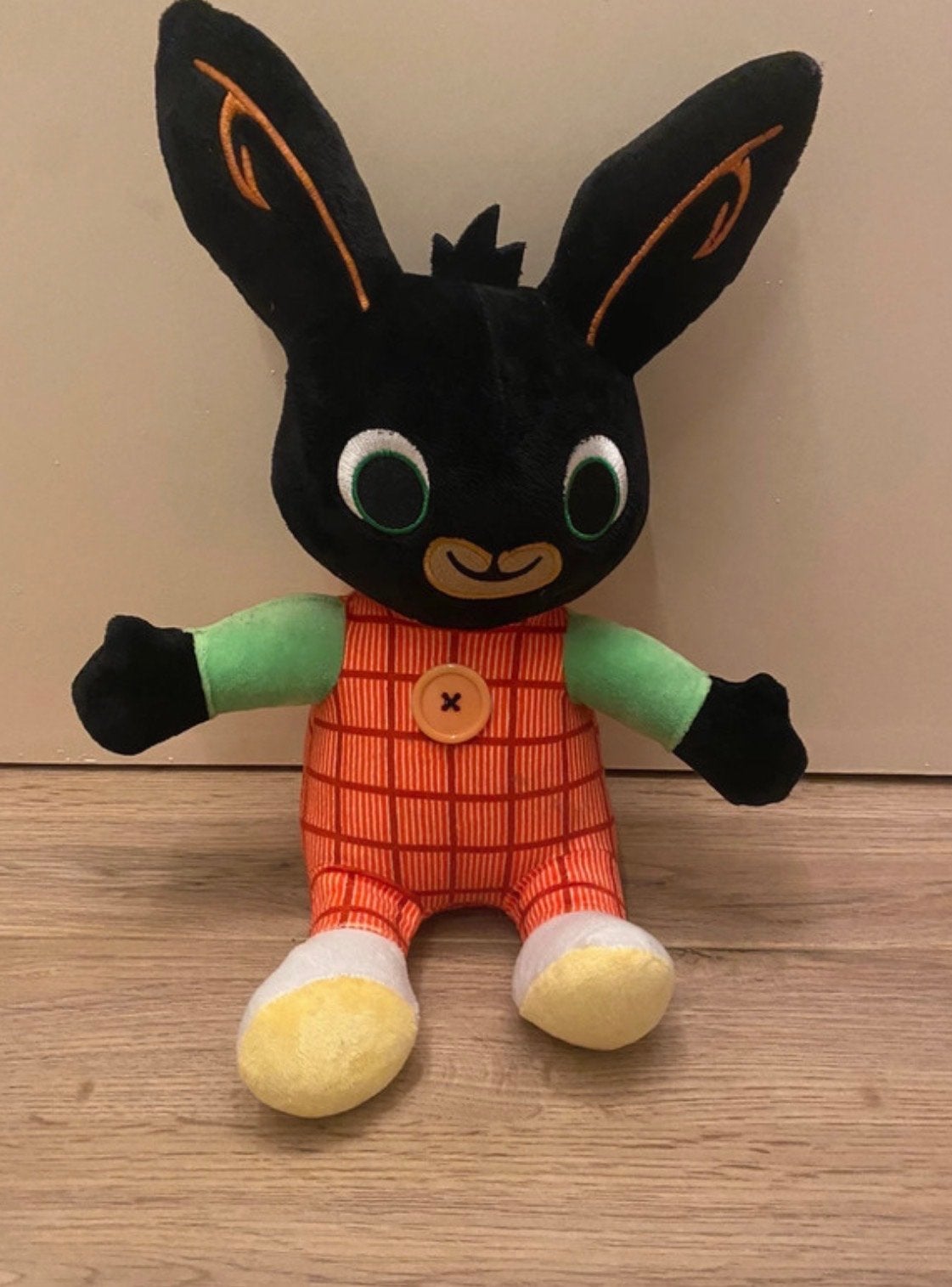 Gloednieuwe Bing knuffel - nooit gebruikt, Kinderen en Baby's, Overige merken, Overige karakters, Zwart, Ophalen of Verzenden