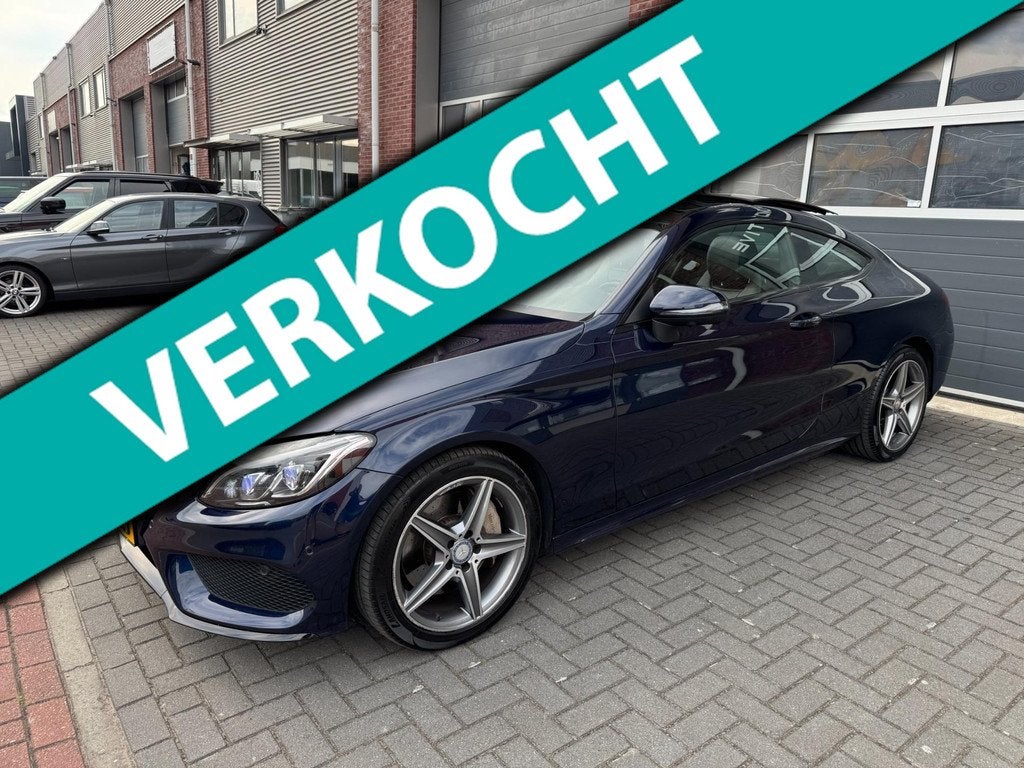 Mercedes-Benz C-klasse Coupé C200 AMG Pano 360cam Burmester, Auto's, Automaat, Achterwielaandrijving, 4 cilinders, Leder