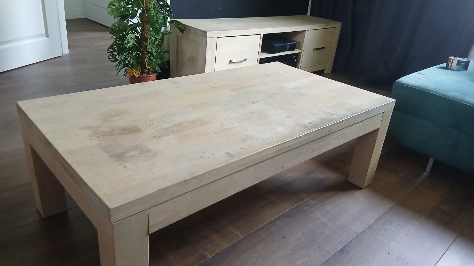 GRATIS: TV meubel en bijpassende salontafel van echte hout, Ophalen, Gebruikt, 100 tot 150 cm, Minder dan 100 cm