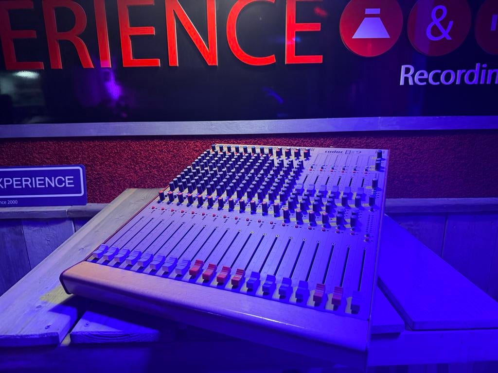 Cadac Live 1642 Mengpaneel - Professionele Audio Mixer, Muziek en Instrumenten, Mengpanelen, Ophalen, Zo goed als nieuw, 20 kanalen of meer