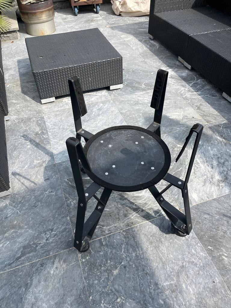Onderstel voor Black Bastard Large Kamado BBQ, Ophalen of Verzenden, Zo goed als nieuw