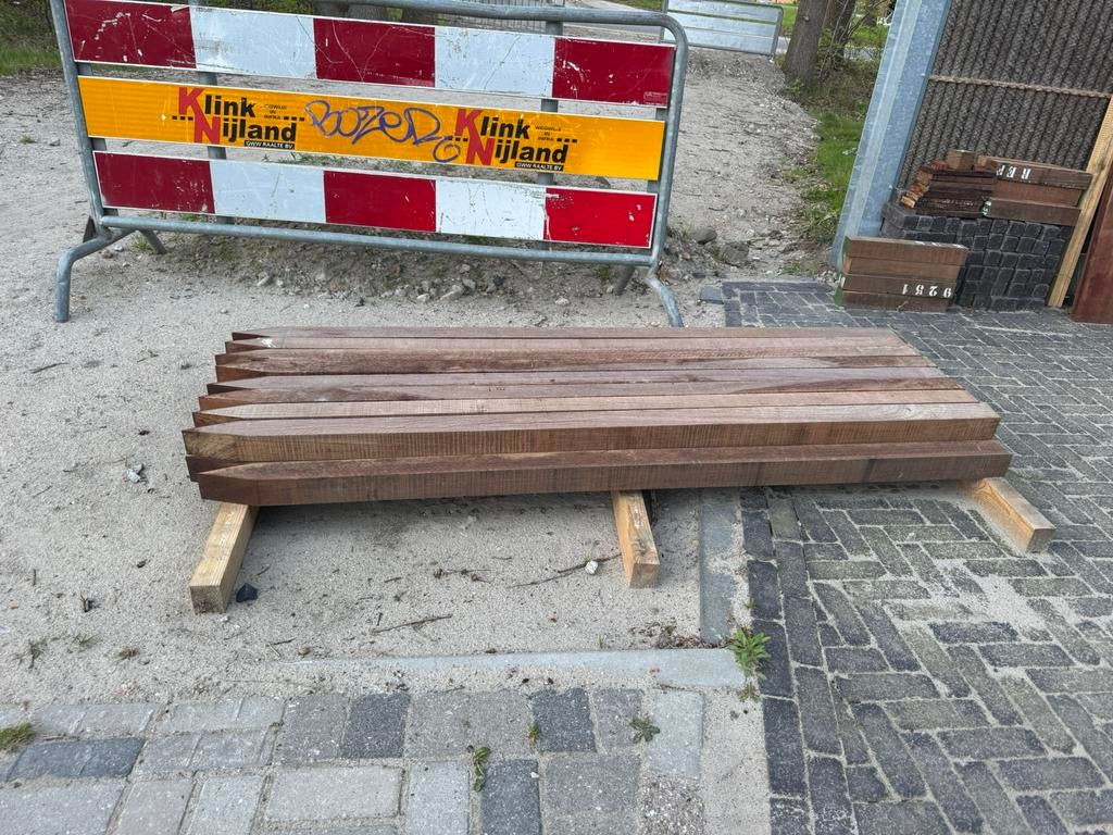 Palen hardhout 18st - 7x7x200 cm - NIEUW, Doe-het-zelf en Verbouw, Hout en Planken, Ophalen, Nieuw, 200 tot 250 cm, 50 mm of meer