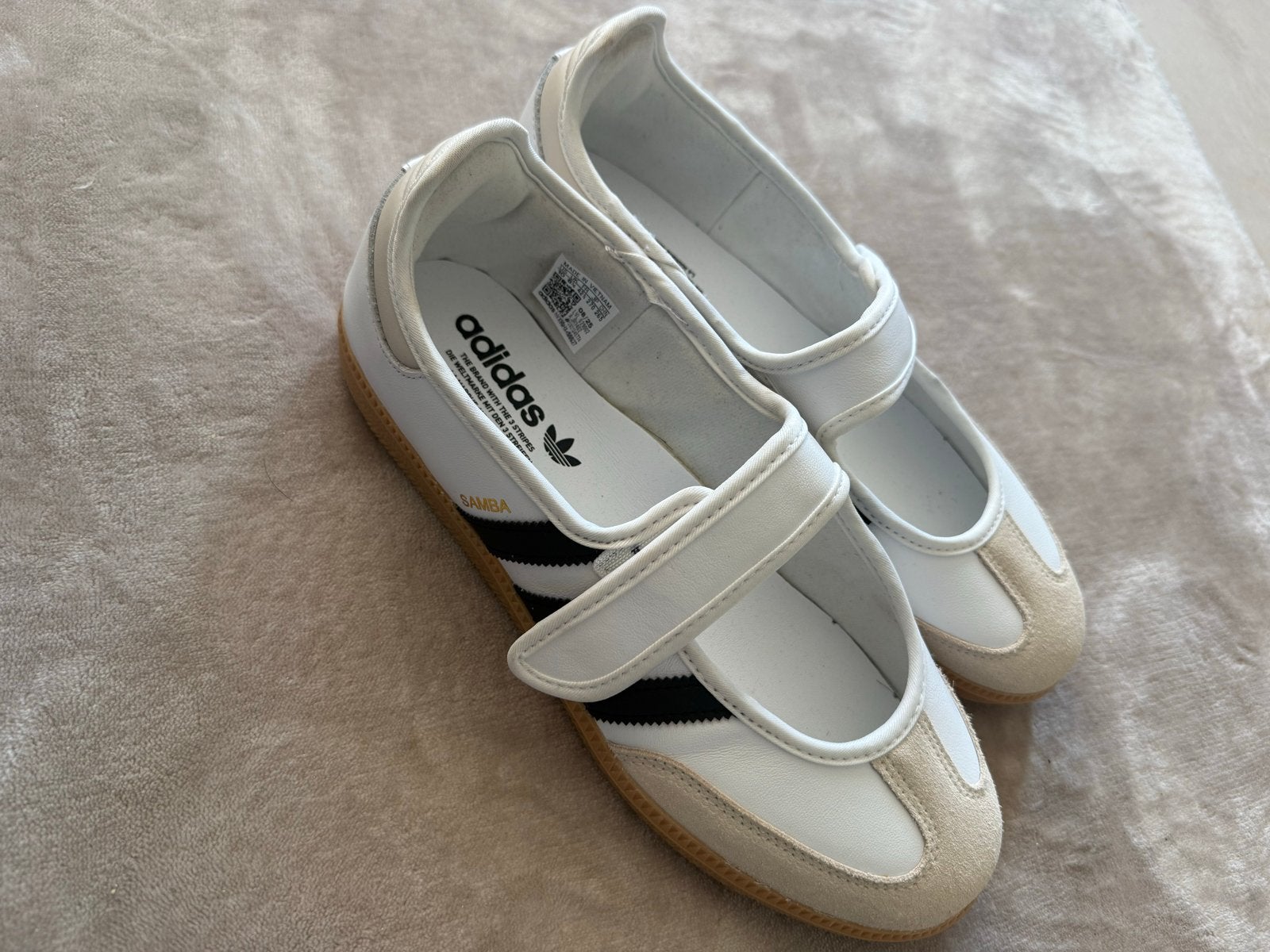 Adidas Samba Jane 42 nieuw, Ophalen of Verzenden, Zo goed als nieuw, Wit, Sneakers of Gympen