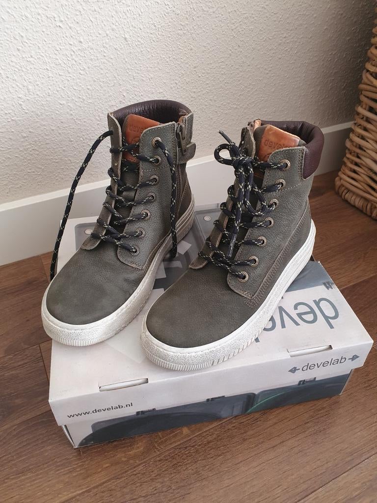 Nieuwe Develab jongens schoenen maat 34 groen, Develab, Schoenen, Nieuw, Ophalen of Verzenden