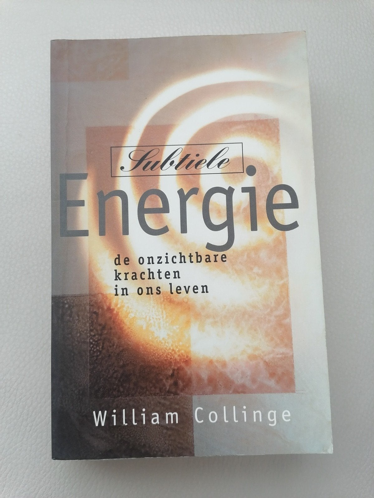 Subtiele Energie: De Onzichtbare Krachten in Ons Leven, Boeken, Ophalen of Verzenden, Gelezen, Meditatie of Yoga, Instructieboek