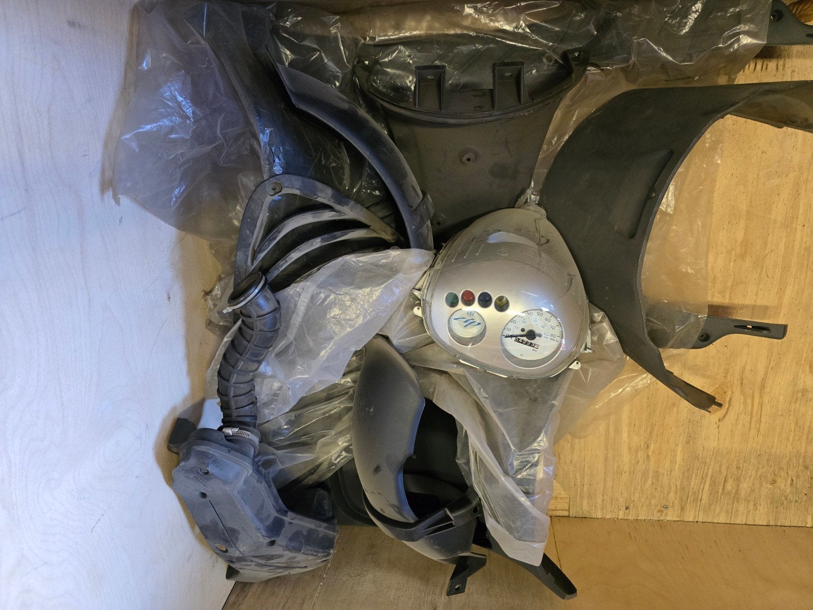 Een koop alles of niets. Zip onderdelen. Teller, koplamp,, Ophalen, Gebruikt, Koplamp, Piaggio