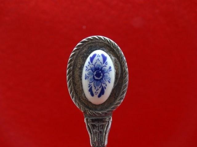 Lepeltje: Bloem Delftsblauw, Verzenden