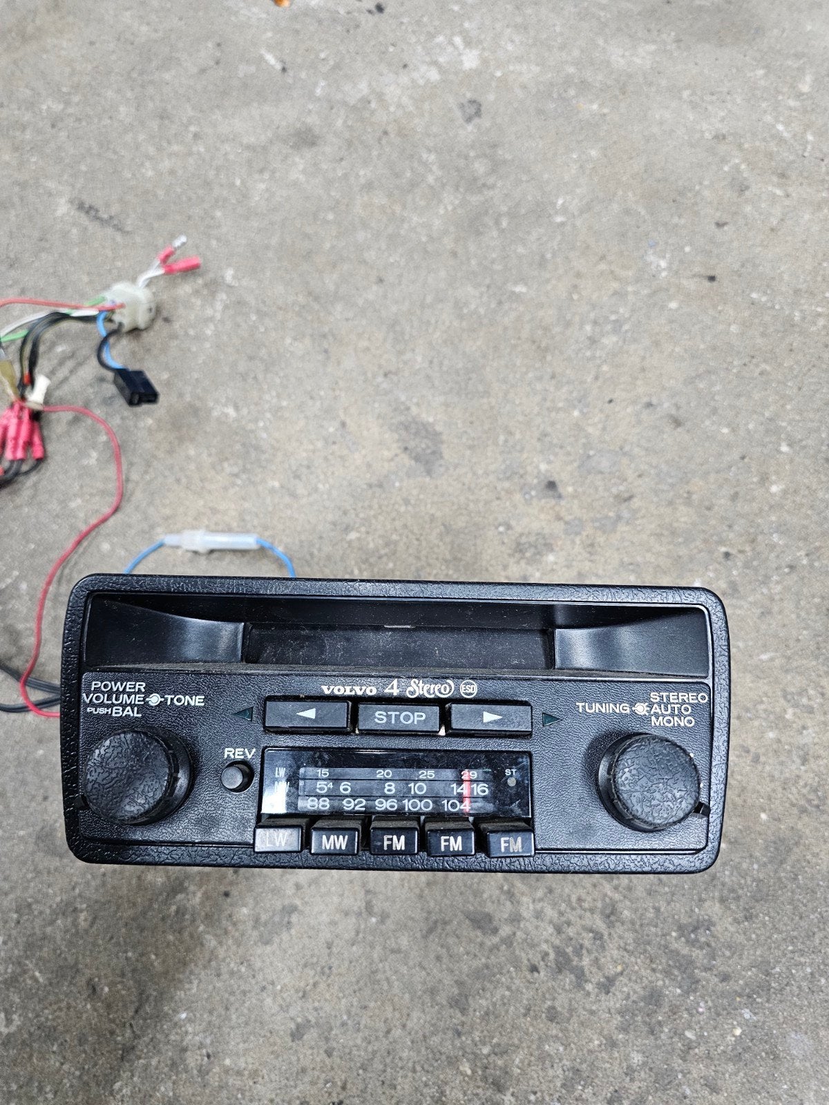 originele volvo radio, Ophalen of Verzenden, Gebruikt