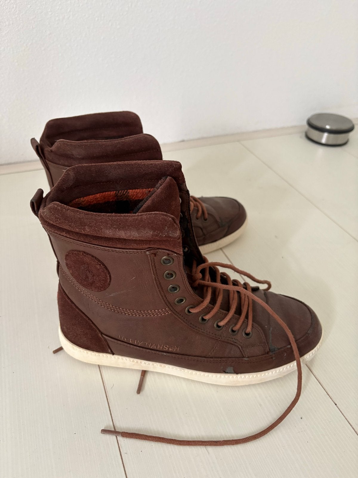 Helly Hansen Leren Snowboots Maat 38, Ophalen of Verzenden, Gedragen, Bruin, Snowboots