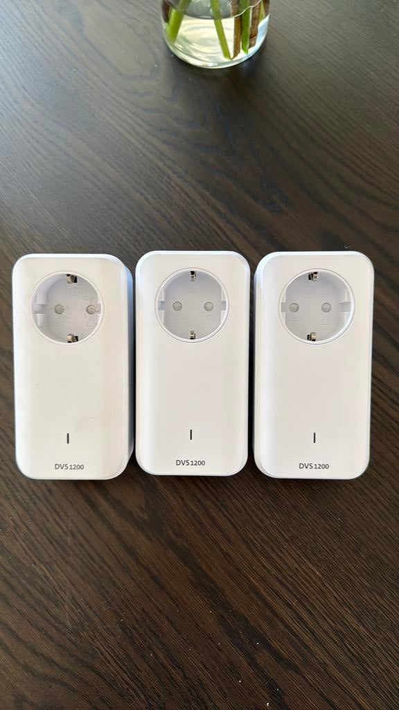 KPN Wifi Versterkers Set van 3 DVS1200, Ophalen of Verzenden, Zo goed als nieuw
