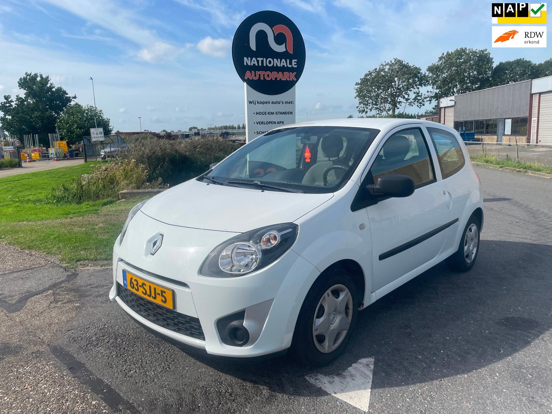 Renault Twingo 2011 * 1.2-16V Authentique * APK * KM NAP * T, Twingo, Gebruikt, 4 cilinders, 4 stoelen