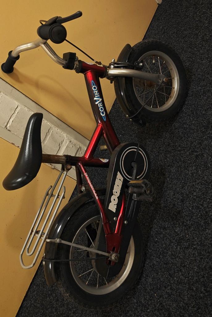 Corvino Kinderfiets 12 inch met zijwieltjes, Ophalen, Zijwieltjes, Gebruikt, Corvino