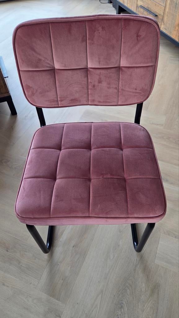Velvet stoelen Kick collection roze en grijs. Per stuk., Verzenden, Nieuw, Overige kleuren, Twee