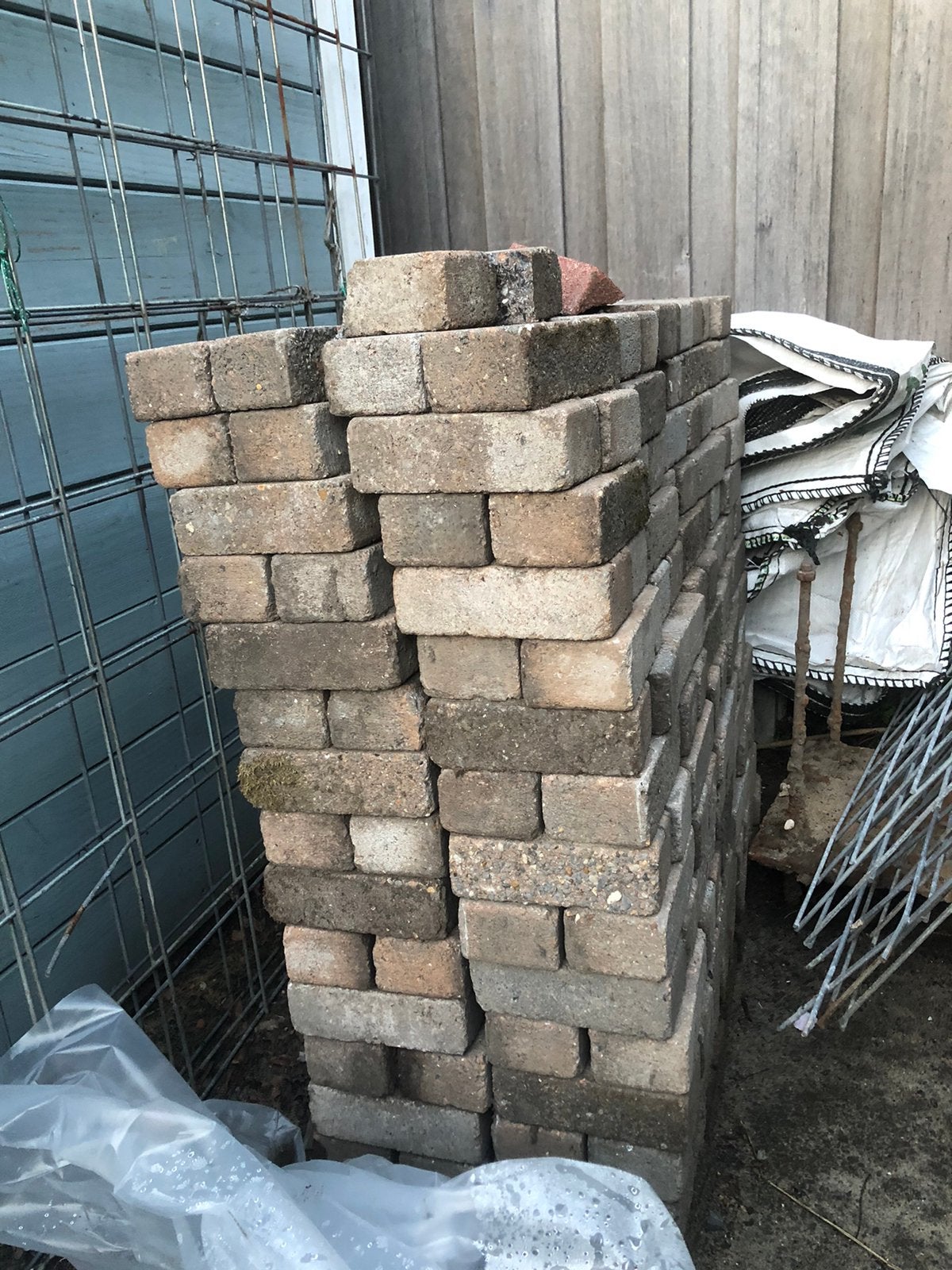 Klinkers gratis af te halen, Tuin en Terras, Tegels en Klinkers, Ophalen, Gebruikt, Klinkers, Minder dan 5 m²