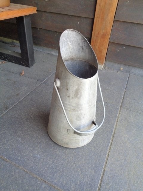 Oude zinken kolenkit / paraplubak (ongeveer 50 cm hoog)., Ophalen