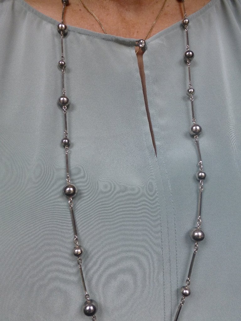 Zilveren Collier staafjes en balletjes / 97 cm lang, Ophalen of Verzenden, Zo goed als nieuw, Zilver, Zilver