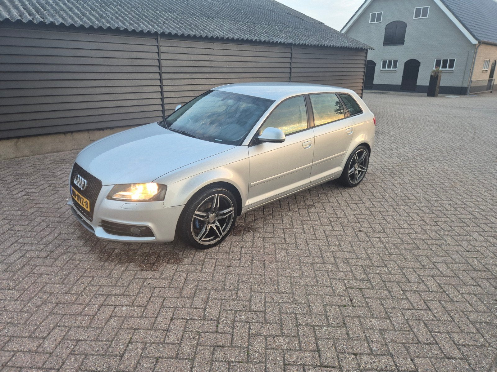 Audi A3 1.8 Tfsi Sportback 118KW 2009 Grijs, Auto's, Voorwielaandrijving, 15 km/l, 1295 kg, 4 cilinders