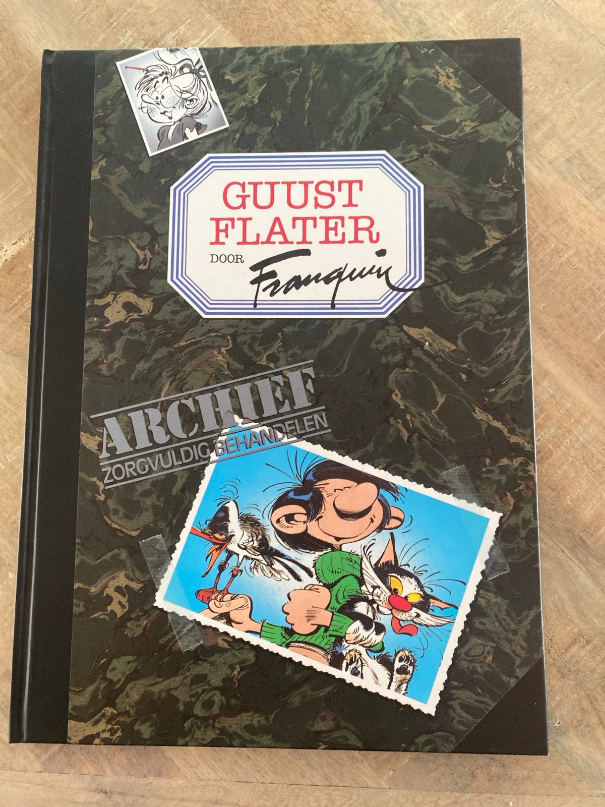 Guust Flater Lekturama uitgave met extra's, Eén stripboek, Ophalen of Verzenden, Gelezen