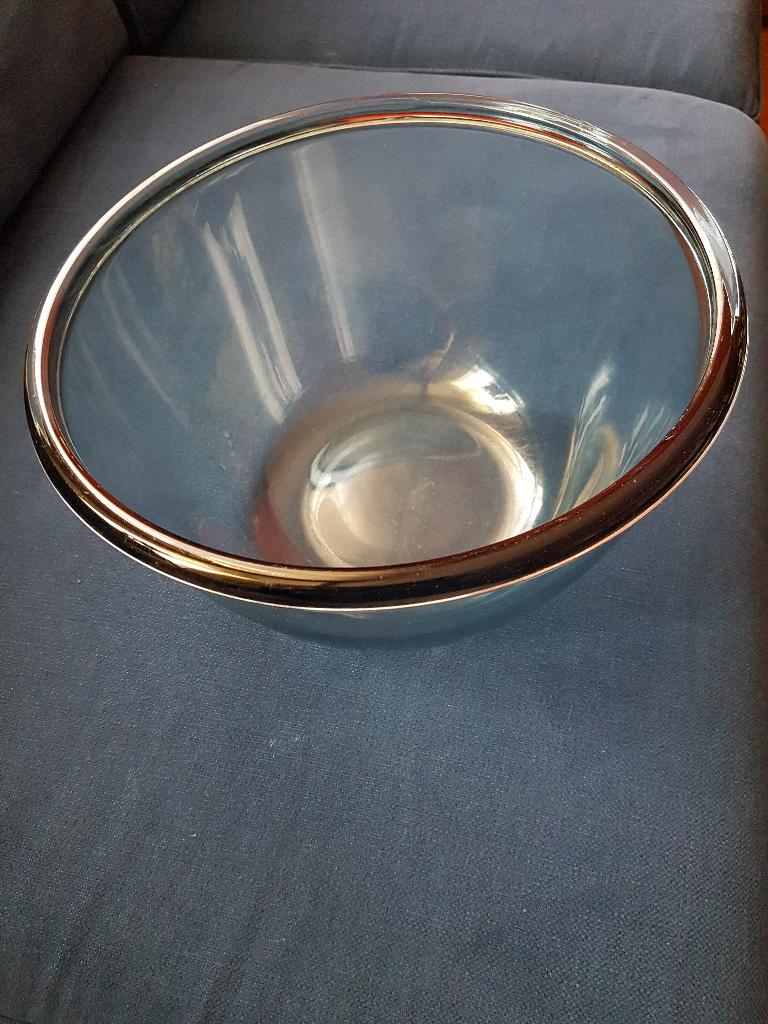 Grote glazen schaal lichtblauw France doorsnede 28 cm, Ophalen of Verzenden