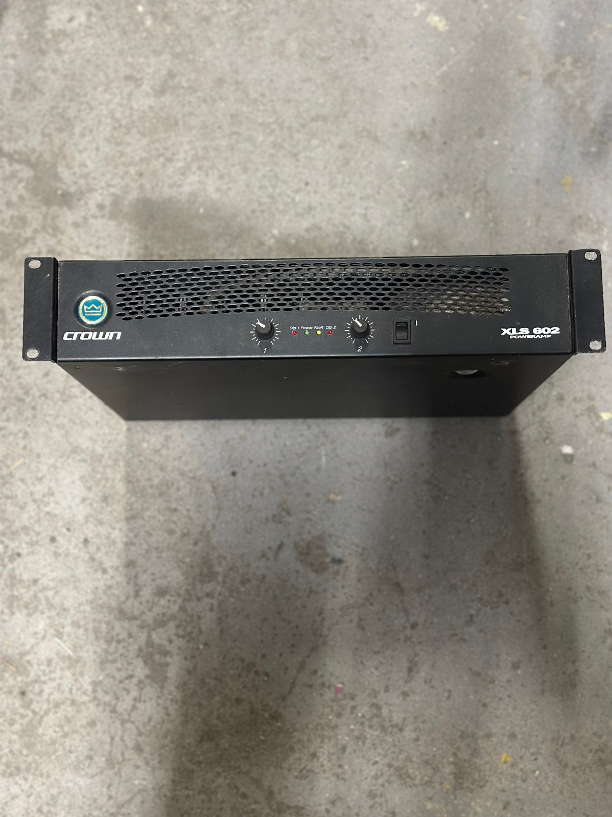 Crown XLS602 versterker, Overige merken, Crown, Ophalen of Verzenden, 120 watt of meer