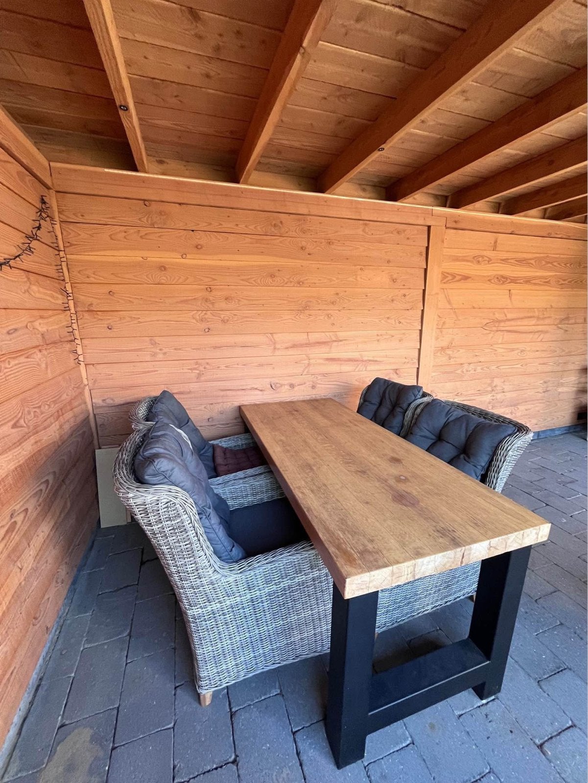 Tuinset met wicker banken en houten tafel, Ophalen of Verzenden, Zo goed als nieuw, Rechthoekig, Wicker