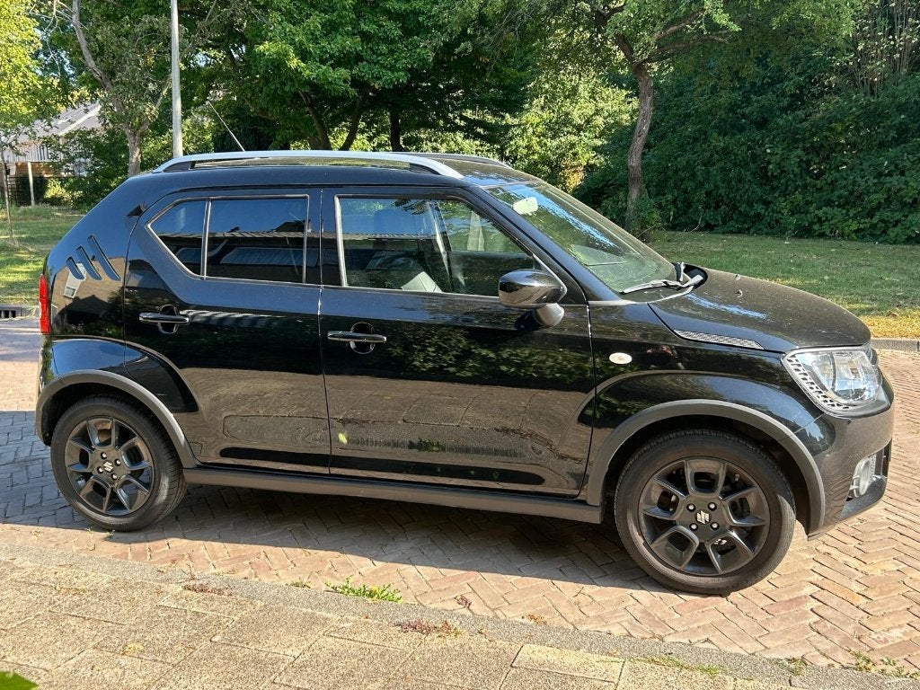 Suzuki Ignis 1.2 Dualjet 90pk 2019 Zwart, Auto's, Voorwielaandrijving, Leder en Stof, Zwart, Origineel Nederlands