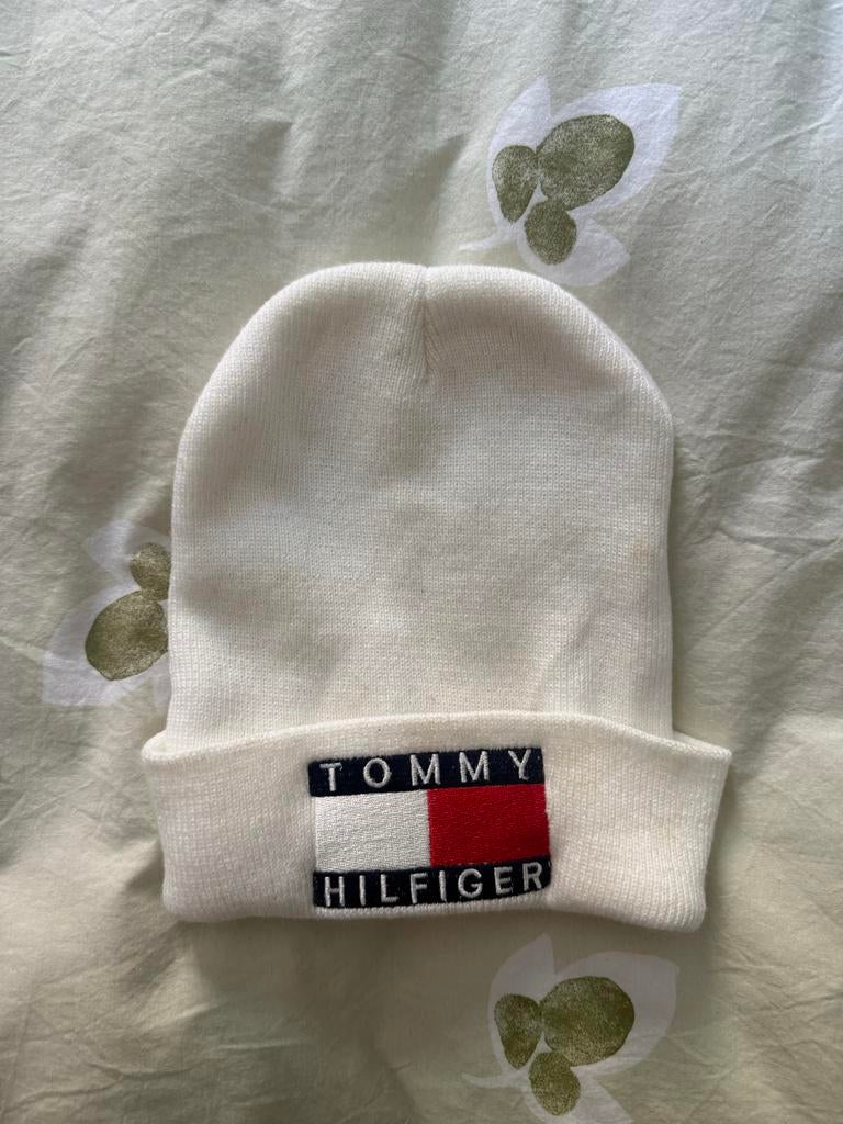 Tommy Hilfiger Muts - Wit, Ophalen of Verzenden, Zo goed als nieuw, Maat 38/40 (M), Muts